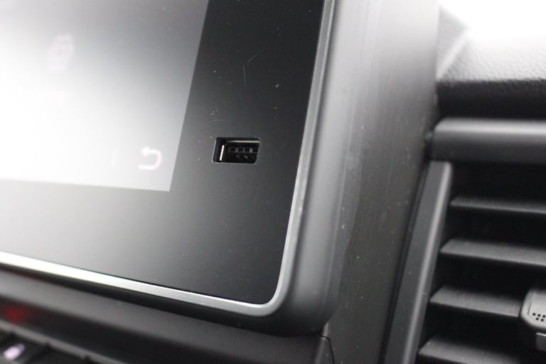 2024 Renault Trafic 2.0Dci Advance LL30 Blue Van Diesel Manual