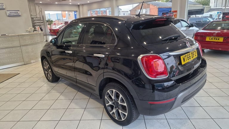 2017 Fiat 500X 1.6 MultiJetII Cross Euro 6 (s/s) 5dr HATCHBACK Diesel Manual