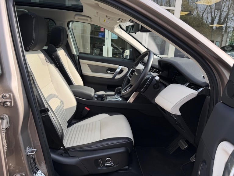 2021 Land Rover Discovery Sport 1.5 P300e 12.2kWh R-Dynamic SE Auto 4WD Euro 6 (s/s) 5dr ESTATE P...