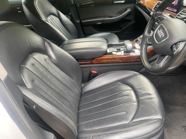 2011 Audi A8 3.0 TDI Quattro SE TIP Auto - 20'' ALLOY WHEELS - FULLY LOADED - 6 STAMPS SALOON Die...