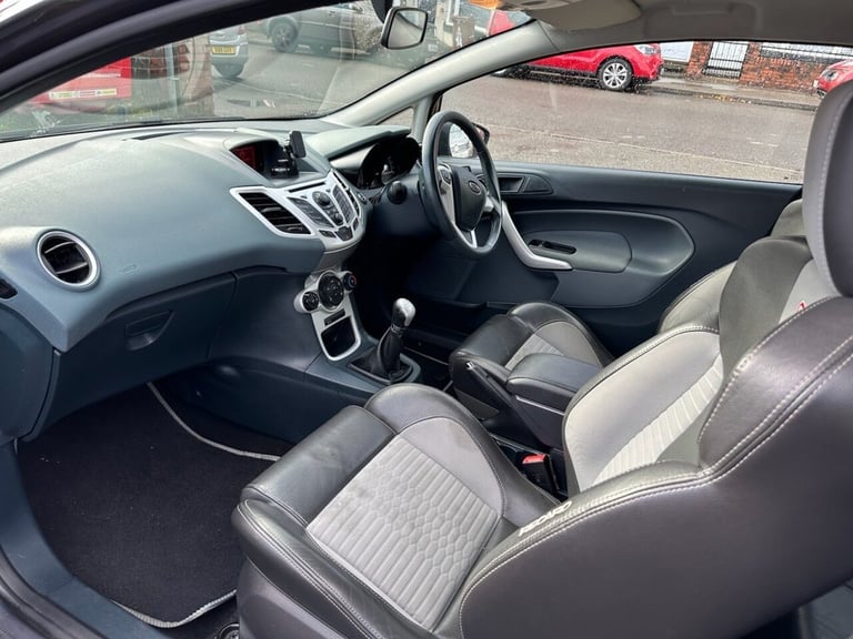 2011 Ford Fiesta 1.6 TD Zetec S Hatchback 3dr Diesel Manual (107 g/km, 94 bhp) Hatchback Diesel M...