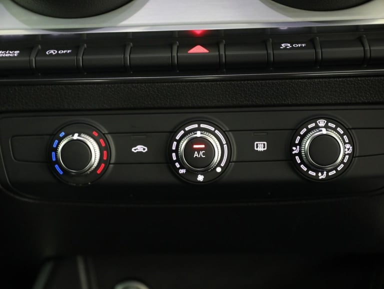 2024 Audi Q2 35 TFSI S Line 5dr S Tronic ESTATE PETROL Automatic