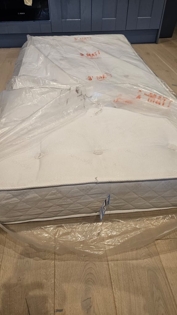 2 Single mattresses for sale