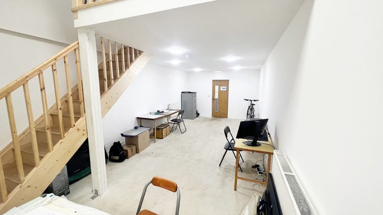 Work/live Unit | Creative Artist Studio | Private Office |  Warehouse Unit to rent  in Enfield EN3