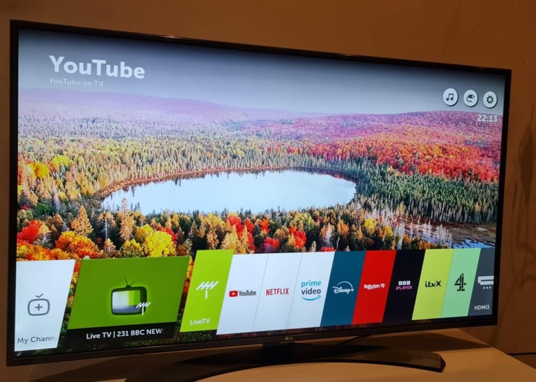 49 inches Smart LG 4K UHD TV 