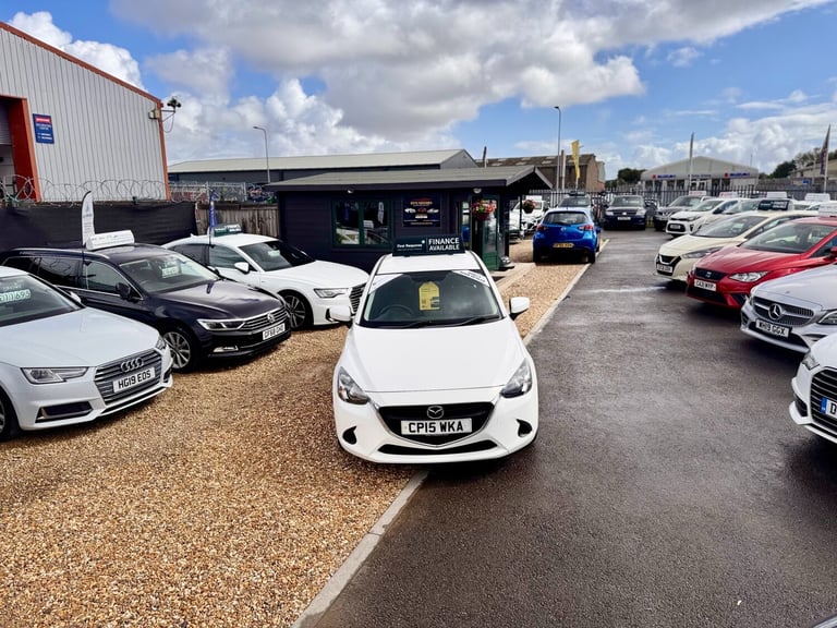 2015 Mazda Mazda2 1.5 75 SE 5dr HATCHBACK Petrol Manual