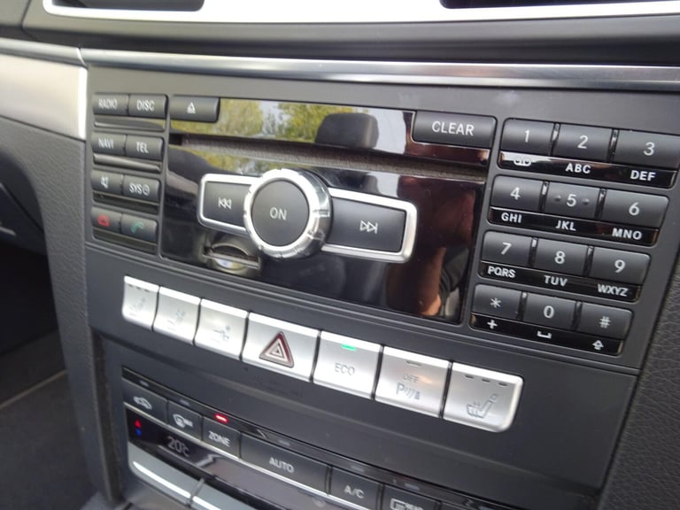  Mercedes-Benz E Class 2.1 E220 BlueTEC AMG Line Cabriolet G-Tronic+ Euro 6 (s/s) 2dr  Diesel Aut...