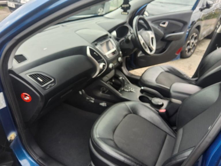 2015 Hyundai Ix35 2.4 PETROL AUTOMATIC VERY RARE WITH ONLY 70,000MILES 2 OWNER  PETROL Automatic