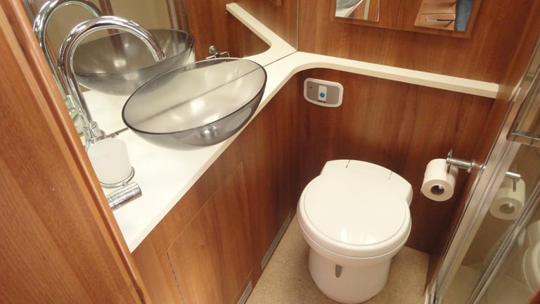 Fifth Wheel Co Celtic Rambler 5th wheel trailer