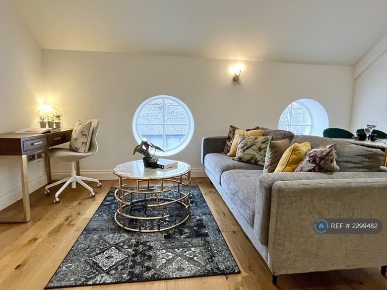 image for 2 bedroom flat in St Marys House, Nottingham, NG1 (2 bed) (#2299482)