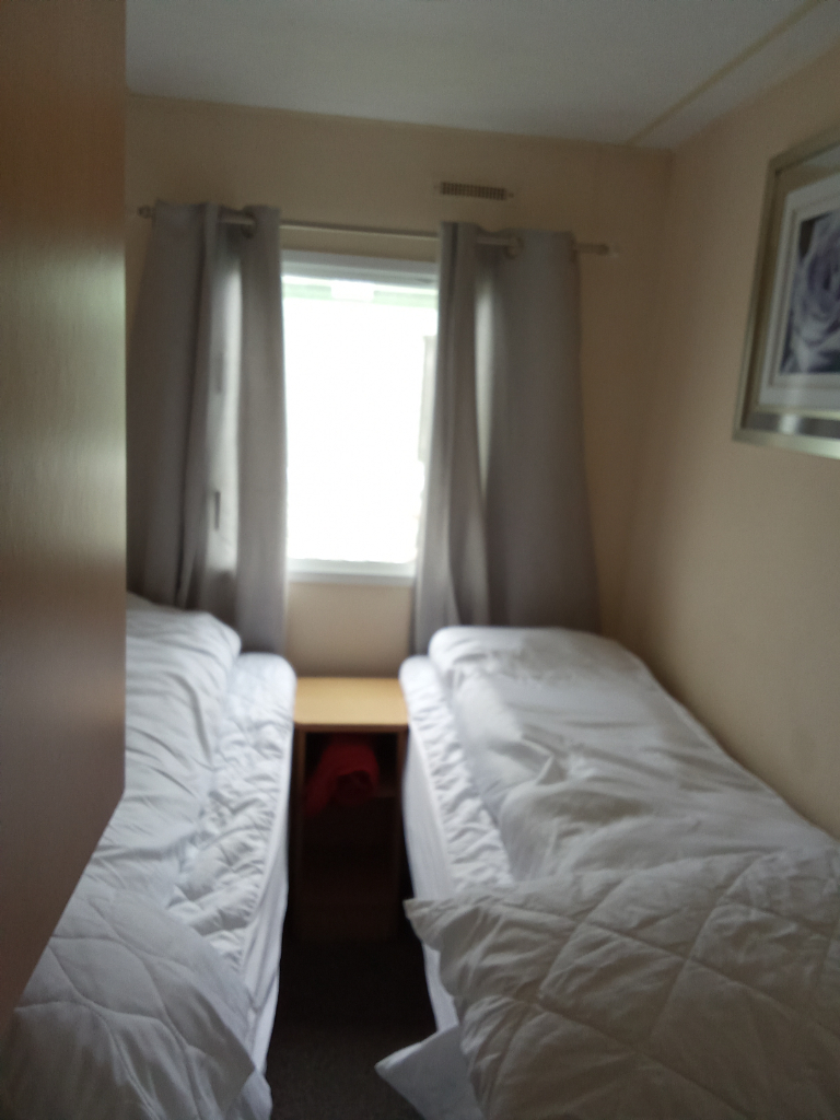 Beautiful 8 Berth 3 bedroom static caravan to rent on Happy Days Towyn North Wales