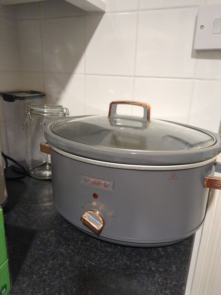 image for Large Slow Cooker