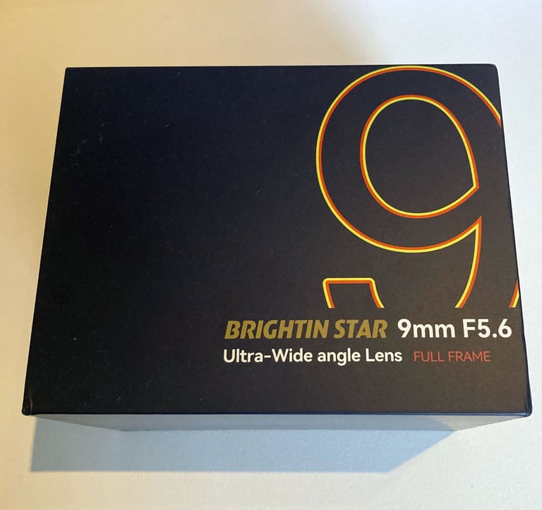 Brightin Star 9mm f5.6 full frame prime lens for L mount in mint condition