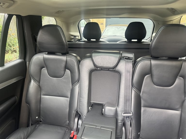 2018 Volvo XC90 T8 2.0 T8 TWIN ENGINE MOMENTUM PRO AWD 5DR Automatic 4x4 Petrol/Electric Automatic