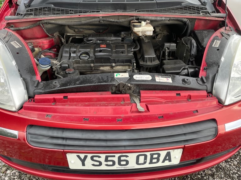 CITROEN PICASSO 1.6 EXCLUSIVE 56 REG MPV 11 SERVICE STAMPS JUNE 9TH 2026 LOW INSURANCE 38+MPG