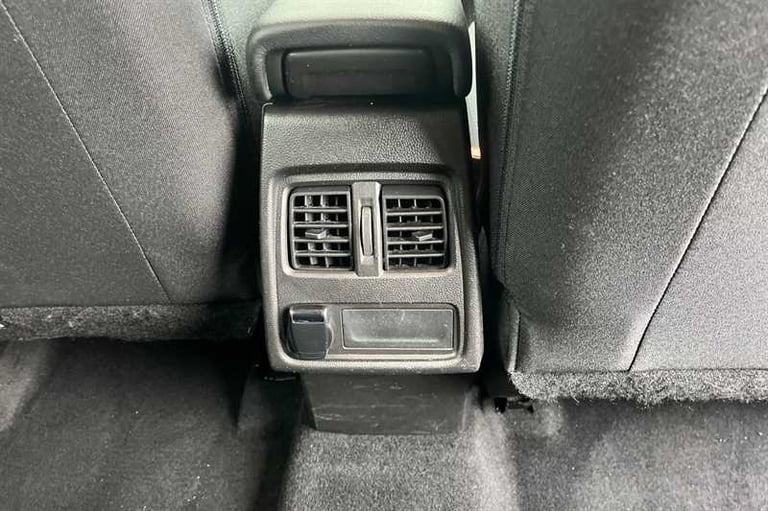 2021 Renault Captur 1.3 TCe (140 PS) Iconic 5 Door Petrol SUV Automatic SUV Petrol Automatic