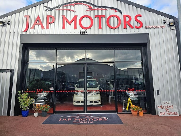 WE HAVE 6 MORE VOXY HYBRID AVAILABLE