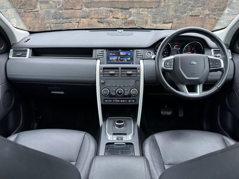 2018 Land Rover Discovery Sport 2.0 TD4 HSE Black Auto 4WD Euro 6 (s/s) 5dr ESTATE Diesel Automatic