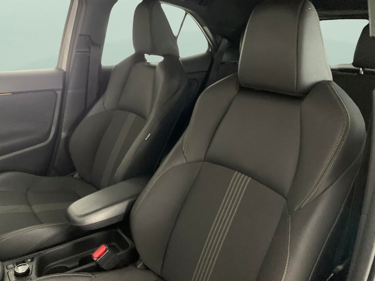 2022 Toyota Yaris Cross 1.5 VVT-h Dynamic SUV 5dr Petrol Hybrid E-CVT AWD Euro 6 (s/s) (116 ps) -...