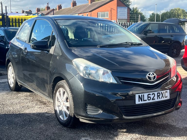 2012 Toyota Yaris 1.33 VVT-i TR 3dr HATCHBACK Petrol Manual