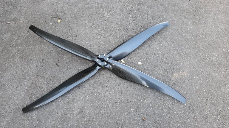 PAP Polini Thor 250 paramotor with spare E-Props