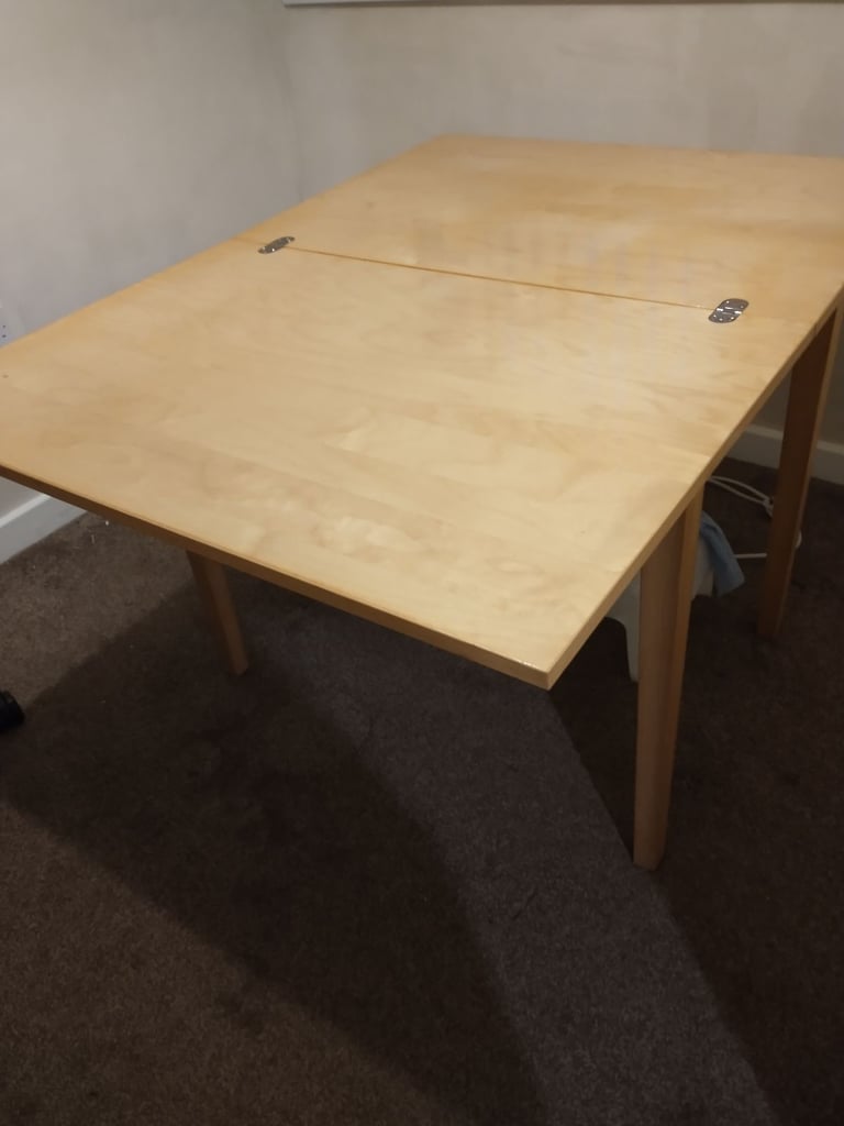 image for Extendable table 