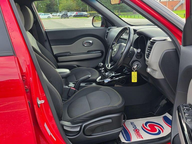 2014 Kia Soul 1.6 CRDi Mixx Euro 5 5dr SUV Diesel Manual