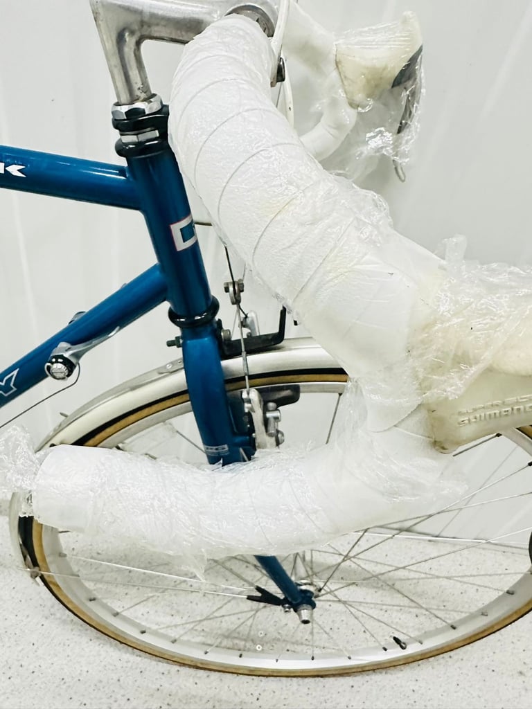 RIDGEBACK Size/54 cm Fully Serviced Road Bike Warranty 