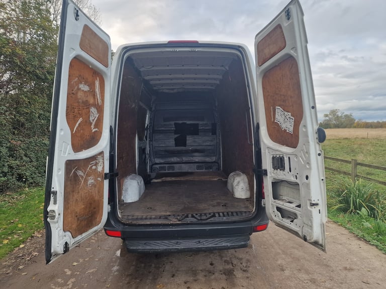 2013 Mercedes Sprinter Black MWB High Roof  Drives Perfect  4mMOT  Runs great