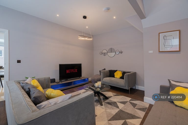 3 bedroom house in Commonwealth Road, London, N17 (3 bed) (#2204114)