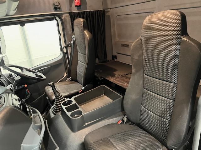 Mercedes Axor 1824 Sleeper Cab Box Van