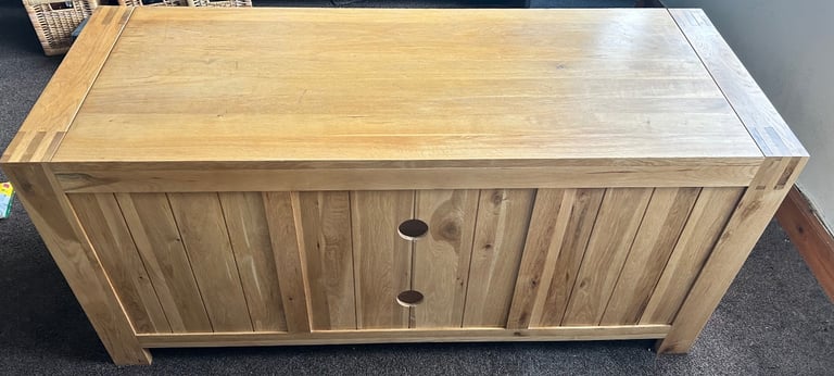 Aston Solid Oak TV Cabinet