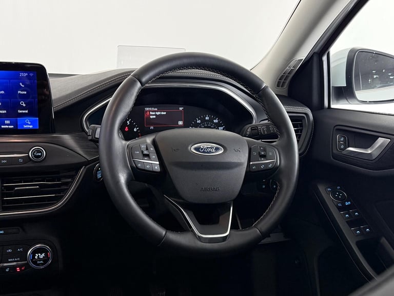2020 Ford Focus 1.0T EcoBoost Vignale Euro 6 (s/s) 5dr HATCHBACK Petrol Manual