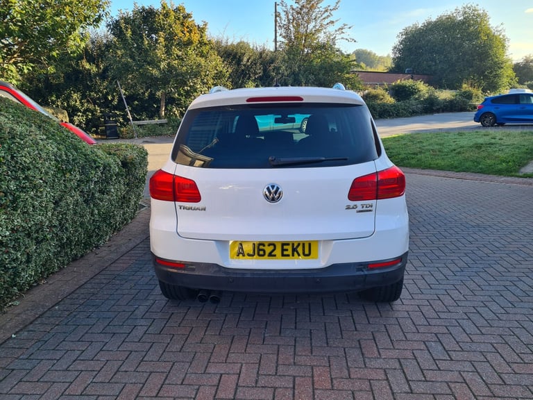 2012 Volkswagen Tiguan 2.0 TDi BlueMotion Tech SE 5dr DSG ESTATE Diesel Automatic