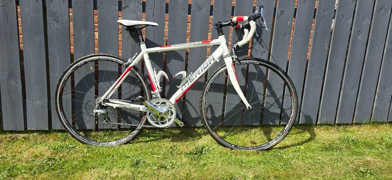 Merida 750 Road Race with upraded Campagnolo carbon  wheels