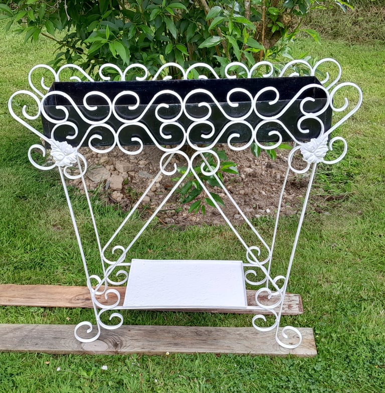 VINTAGE 1960'S PLANT STAND