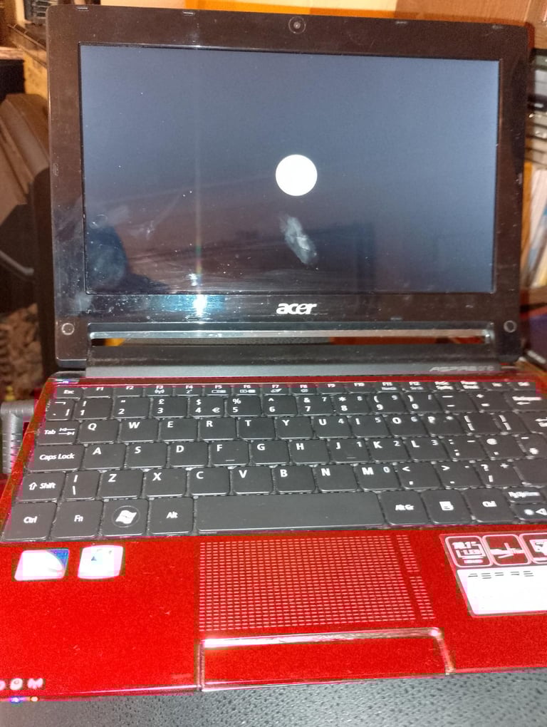 Acer Aspire One 533 Netbook 10.1 Laptop