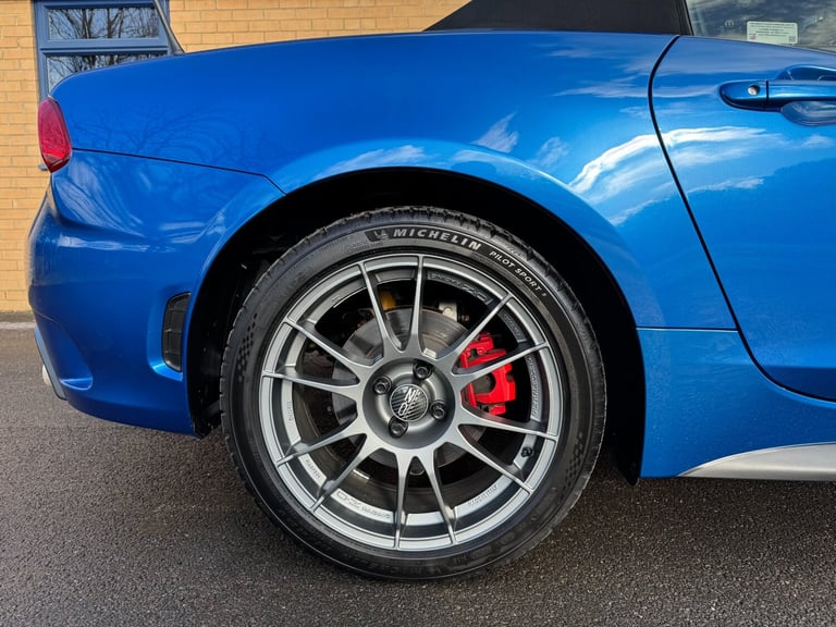 2017 Abarth 124 Spider 1.4 T MultiAir 2dr CONVERTIBLE Petrol Manual