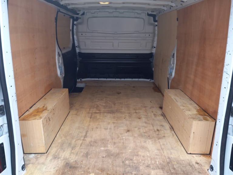 2023 Renault Trafic LL30 BUSINESS PLUS AIR CON LWB Box Van Diesel Manual