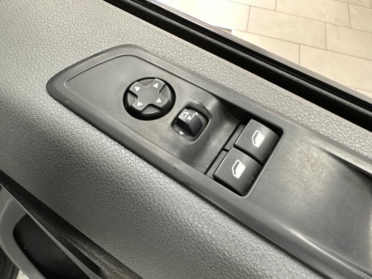 2017 Citroen Dispatch 1400 2.0 BlueHDi 120 Van Enterprise Plus PANEL VAN DIESEL Manual