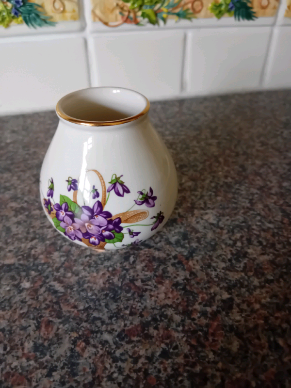 Vintage Crown Devon pot very good condition