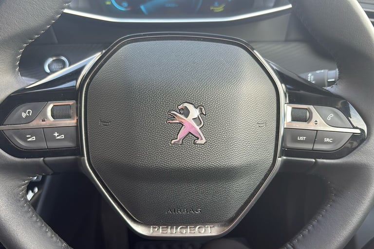  Peugeot E 2008 50kwh Allure Premium Suv 5dr Electric Auto 7kw Charger 136 Ps