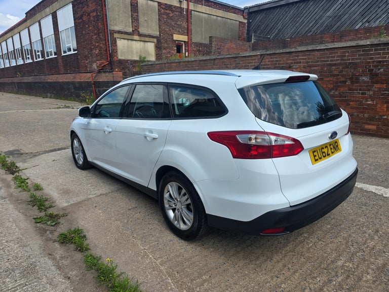 2012 Ford Focus 1.6 TDCi 115 Edge 5dr ESTATE Diesel Manual - Image 3
