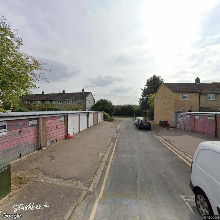 Garage to rent in Potters Bar (EN6) | Stashbee