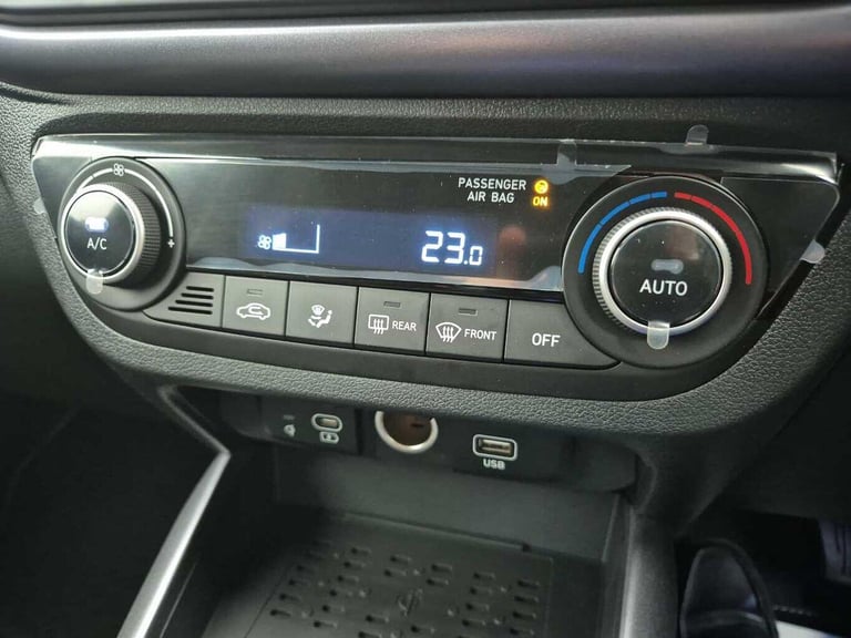 2025 Hyundai i10 1.2 [79] Premium 5dr Auto [Nav] HATCHBACK Petrol Automatic
