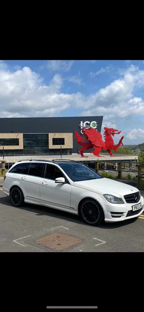 image for Mercedes-Benz, C CLASS, Estate, 2013, Semi-Auto, 2143 (cc), 5 doors