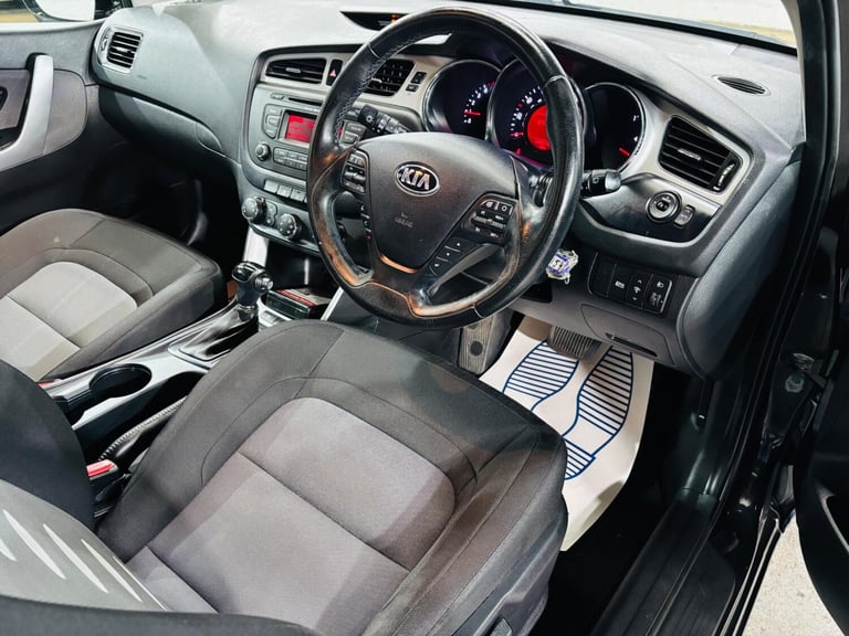 2013 Kia Ceed 1.6 CRDi 2 Auto Euro 5 5dr HATCHBACK Diesel Automatic