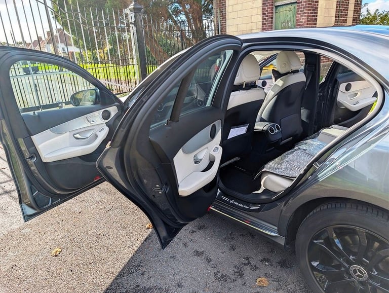 Mercedes-Benz, C CLASS, Saloon, 2016, Semi-Auto, 1991 (cc), 4 doors