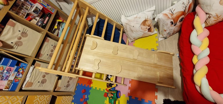 image for I will sell a wooden ladder