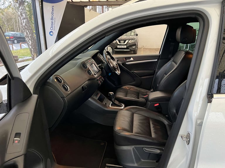 2015 Volkswagen Tiguan 2.0 Tiguan R-Line Edition TDI BlueMotion Technology 4Motion Semi-Auto 4WD ...